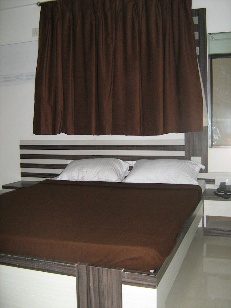 Hotel Apex 5/49