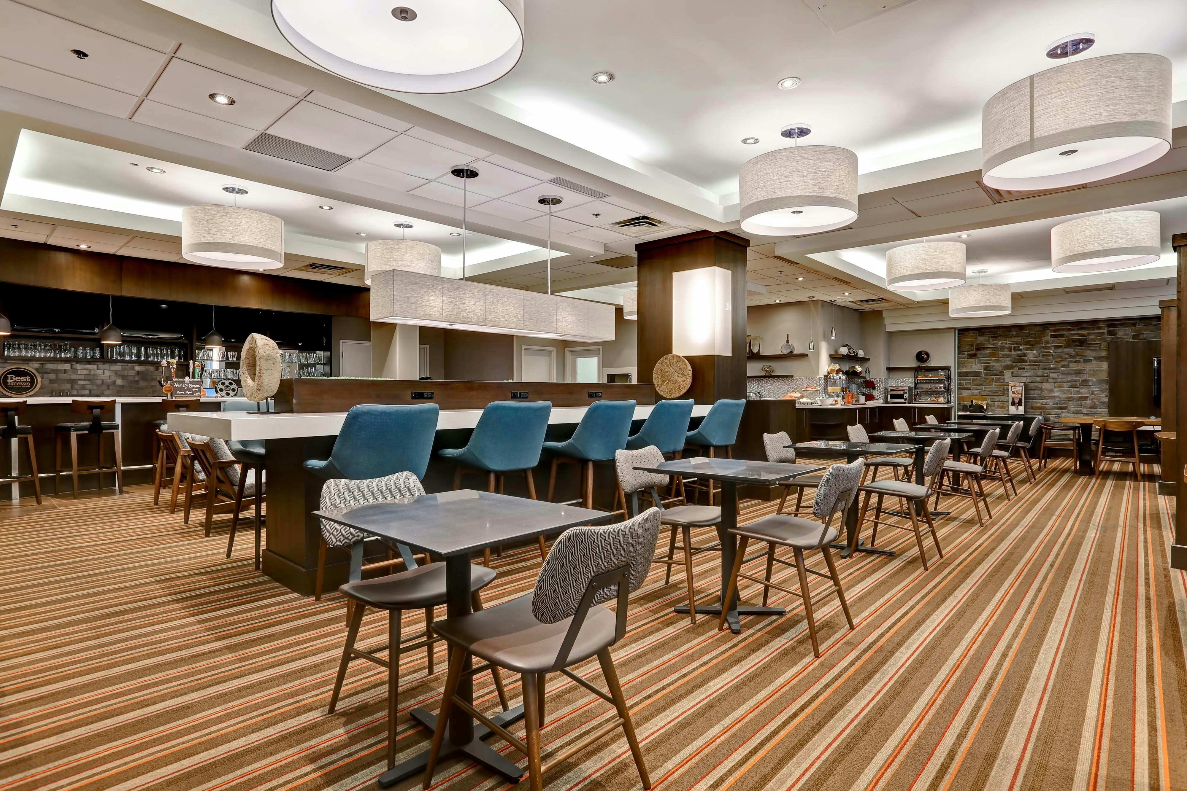Four Points By Sheraton Toronto Mississauga 8/18