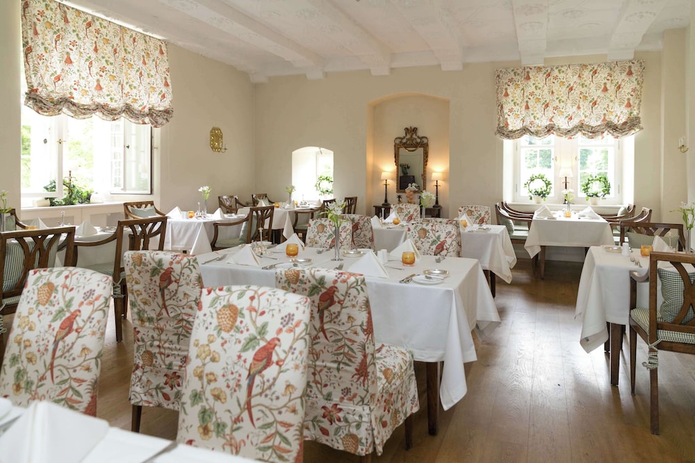Schlosshotel Munchhausen 27/50
