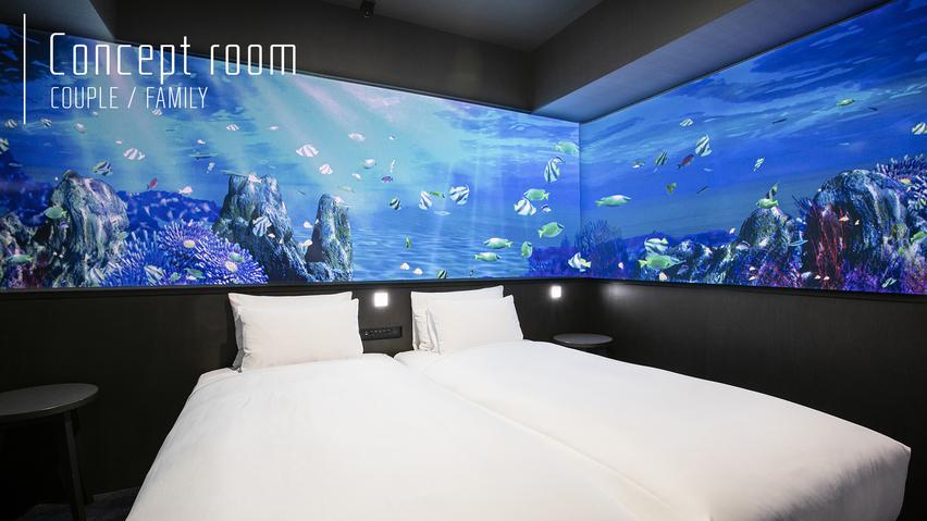 Hollywood, Twin Beds, Sea Front