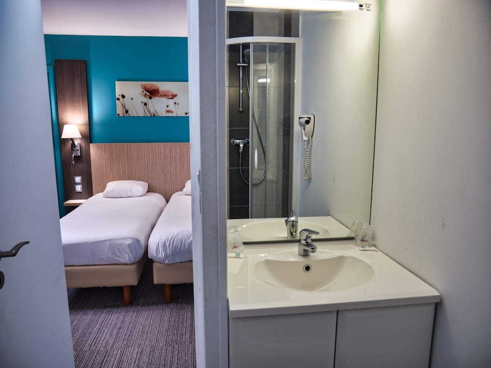 Contact Hotel Le Seino Marin 5/36
