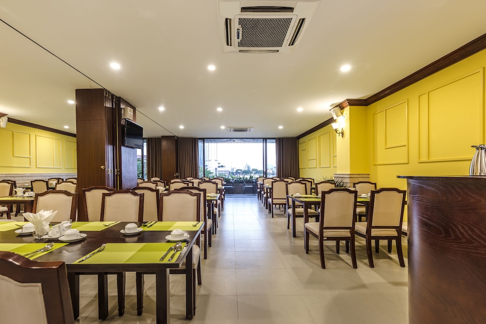 Ibiza Riverfront Hotel Da Nang 61/74