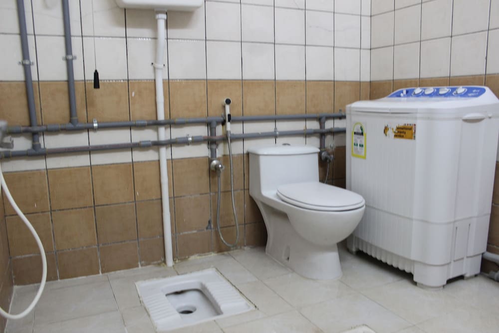 العييري للوحدات السكنية 2(Al Eairy Furnished Apartments Al Bahah 2) 57/61