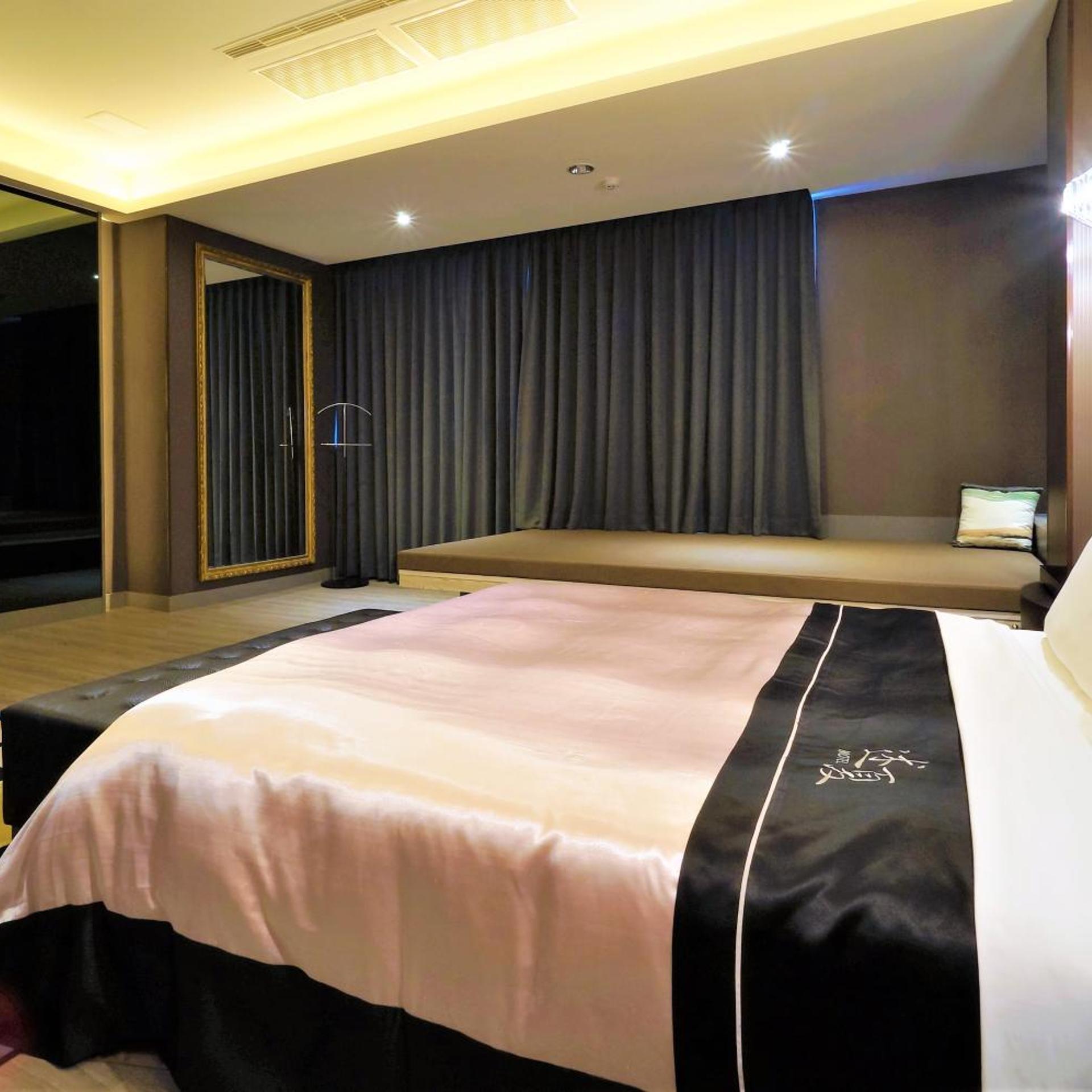 Shu Shia Motel 34/60