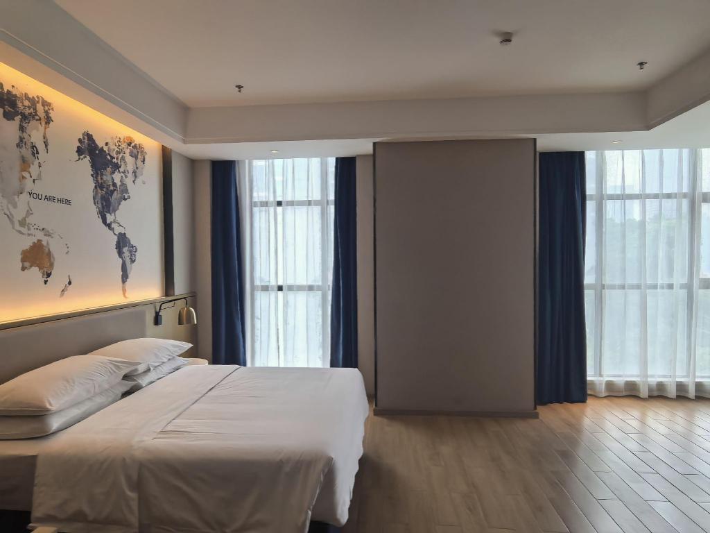 Kyriad Marvelous Hotel (Shenzhen Dayuncheng Center) 5/18