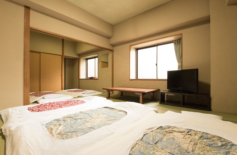 Kyoto Travelers Inn 10/54
