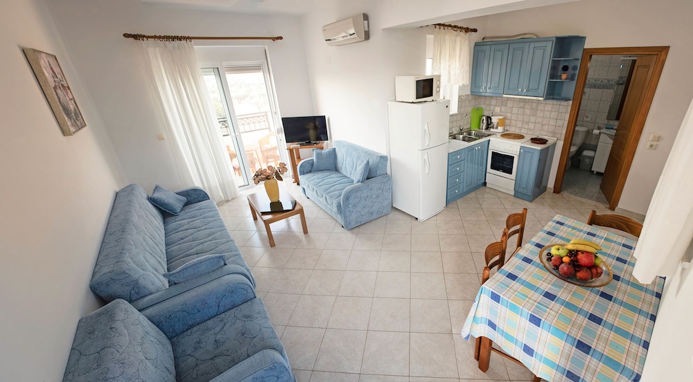Nephele Apartments 22/50