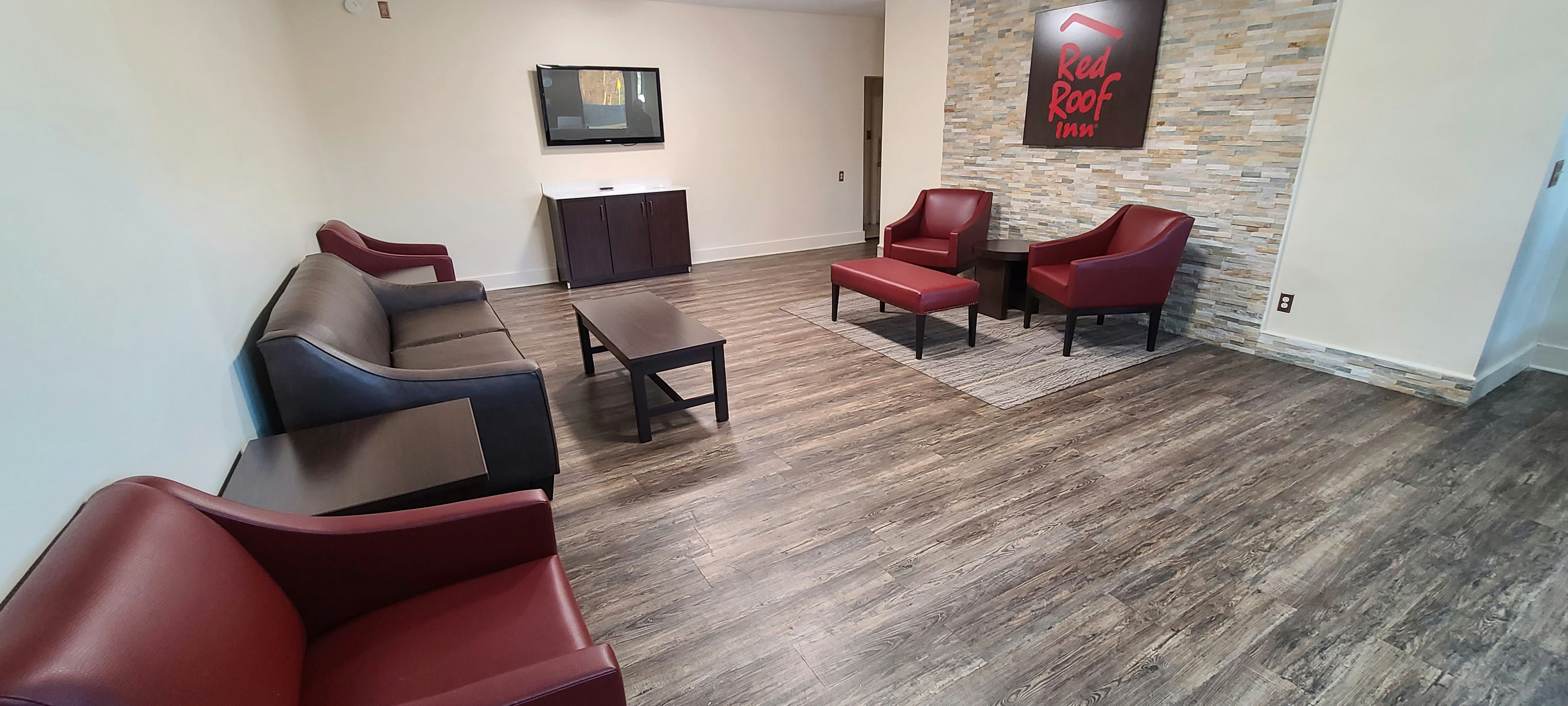 Red Roof Inn Lagrange 23/31