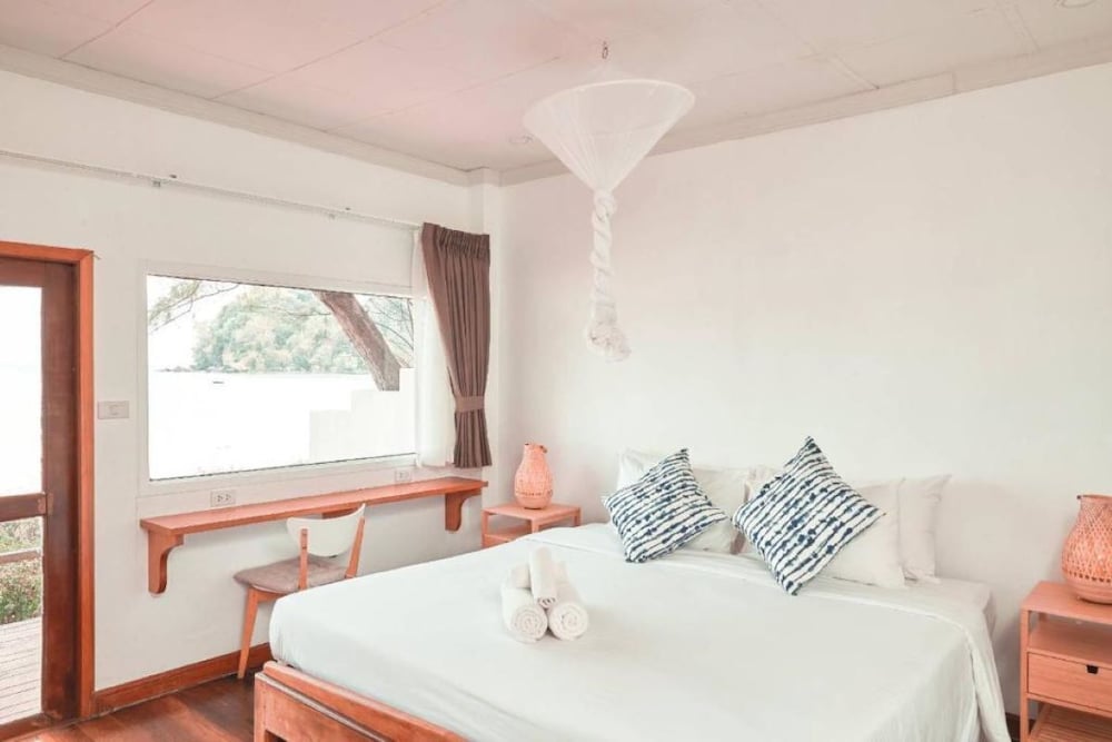 Twinbay Resort And Spa 36/69