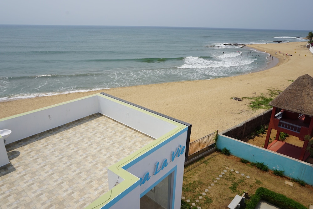 Sea La Vie Covelong Beach Resort 43/50