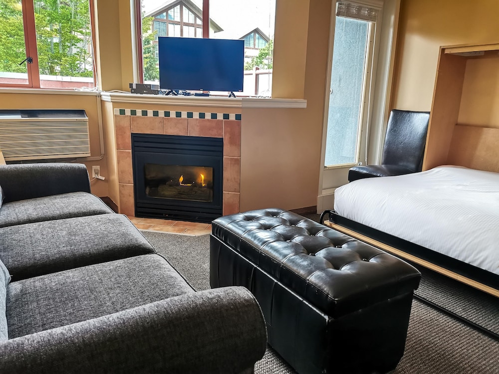 Alpenglow Lodge By Mountainview 44/79