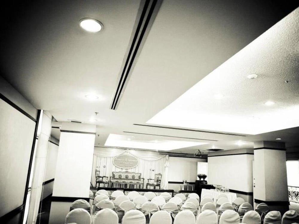 Wattana Park Hotel 4/42