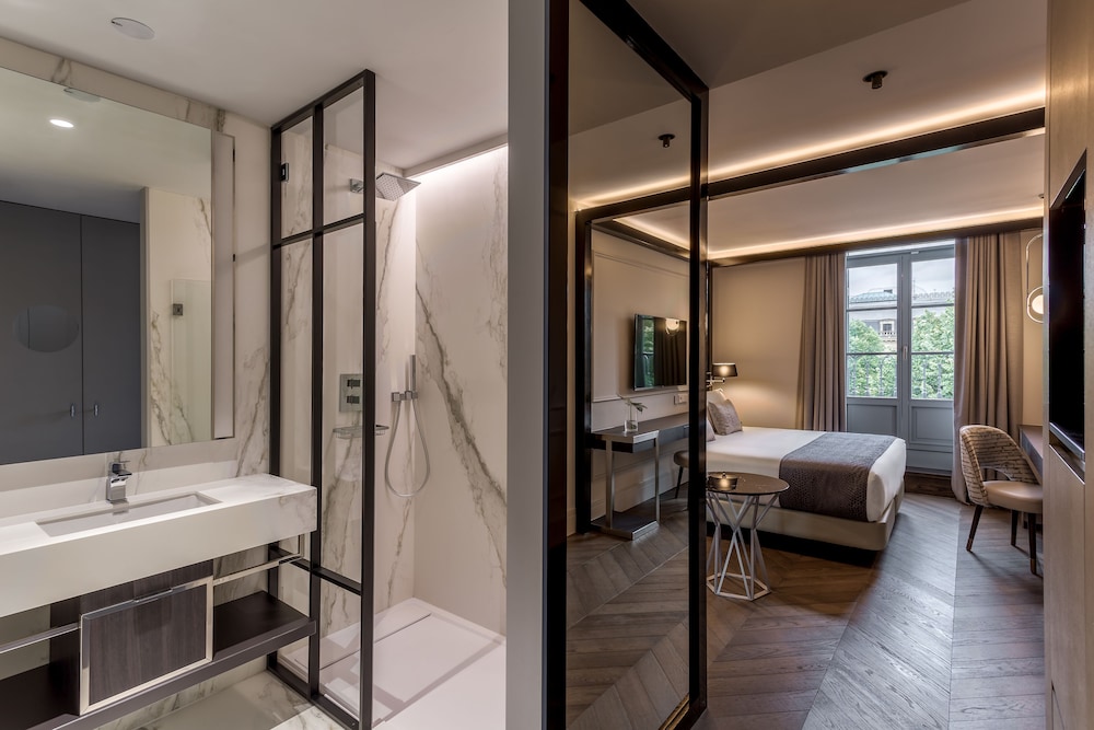 Room Mate Gorka 17/57
