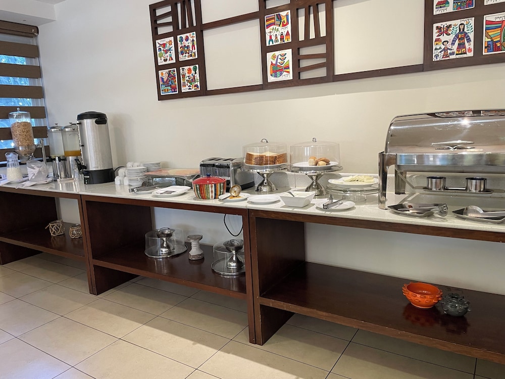 Gardenia Inn Hotel 47/67