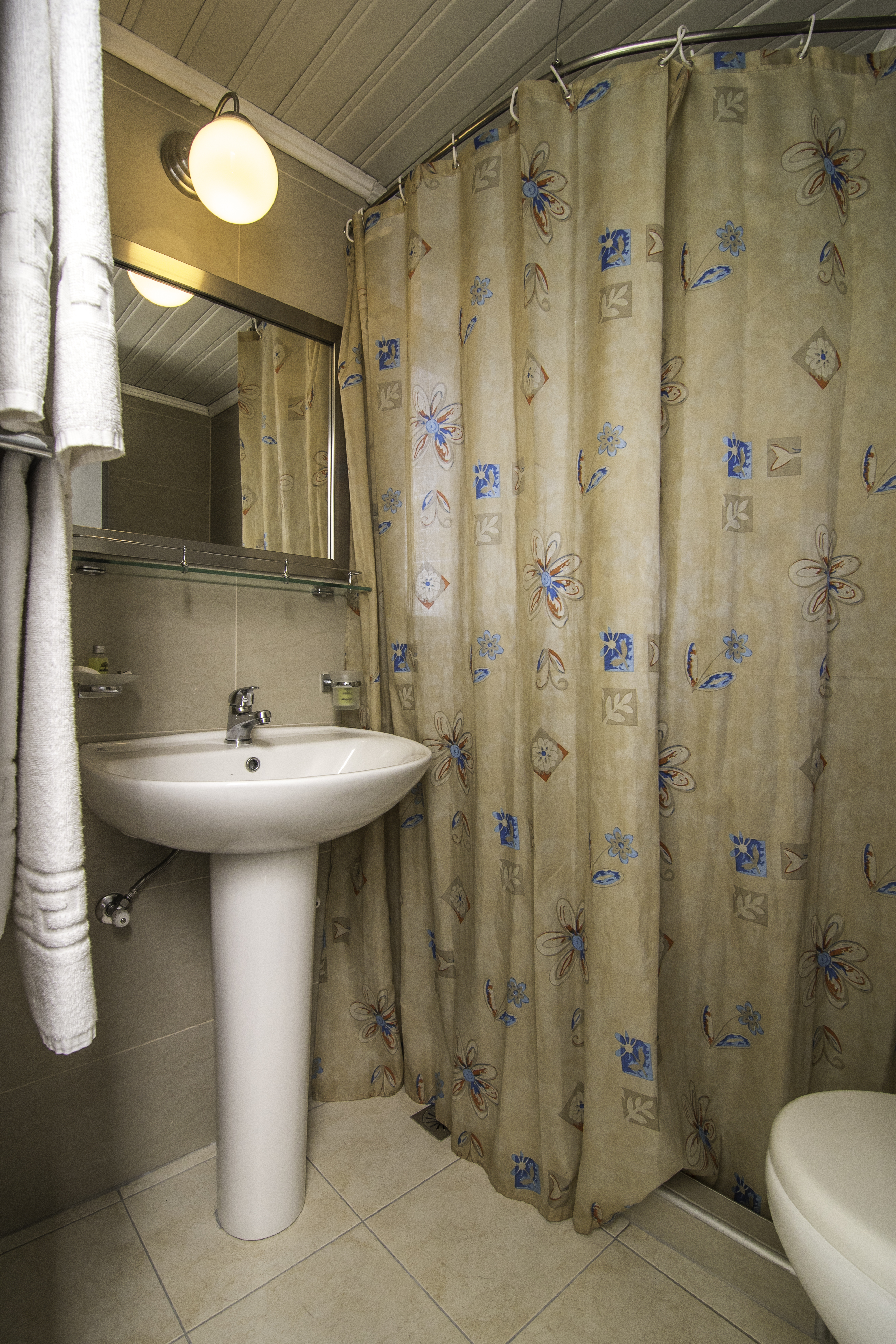 Megim Hotel 30/30