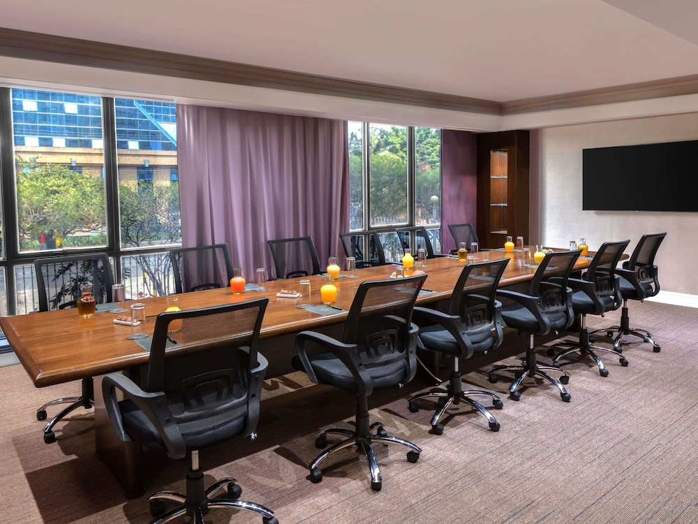 Pullman Nairobi Upper Hill 41/49