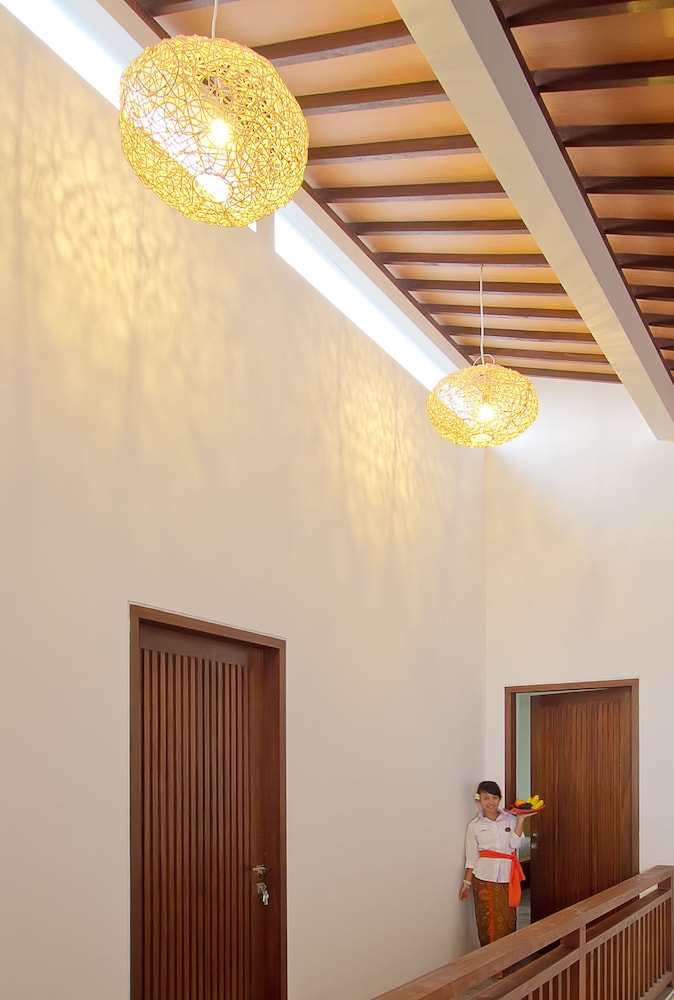 Delu Villas And Suites Seminyak 15/48