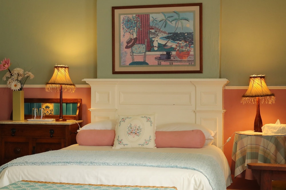 The Lighthouse Guesthouse 12/40
