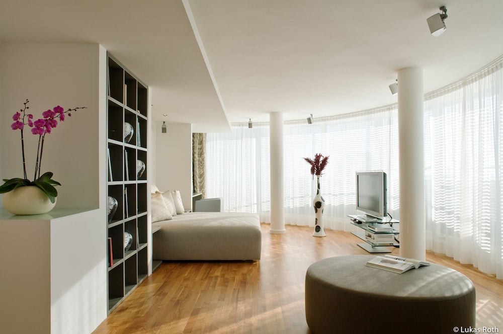The Mandala Hotel Berlin 59/77