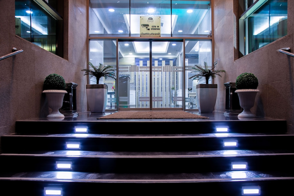City Tower Hotel 36/70