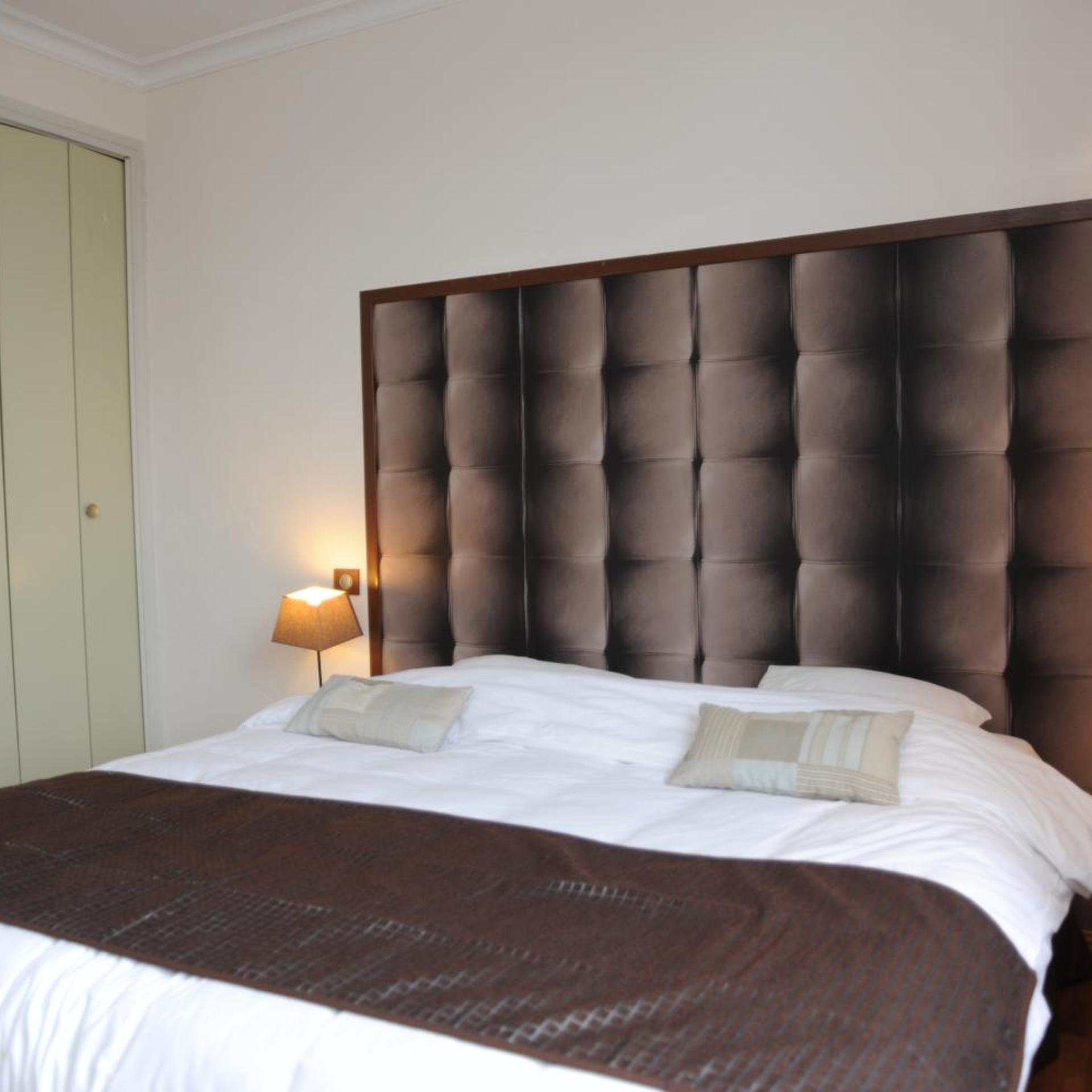 LOGIS HOTEL ECU DE FRANCE 23/45