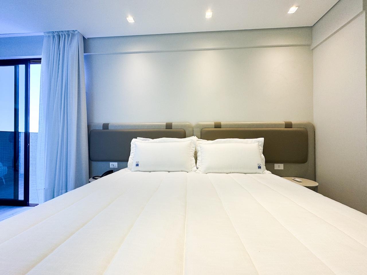 Master, Suite, Double Bed, Side View
