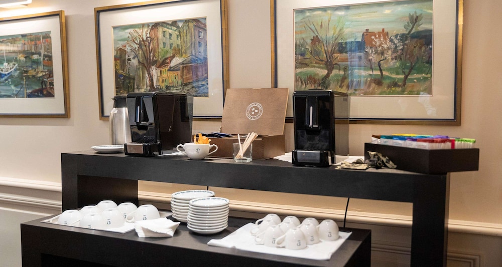 Best Western Plus Hotel De Dieppe 1880 10/61