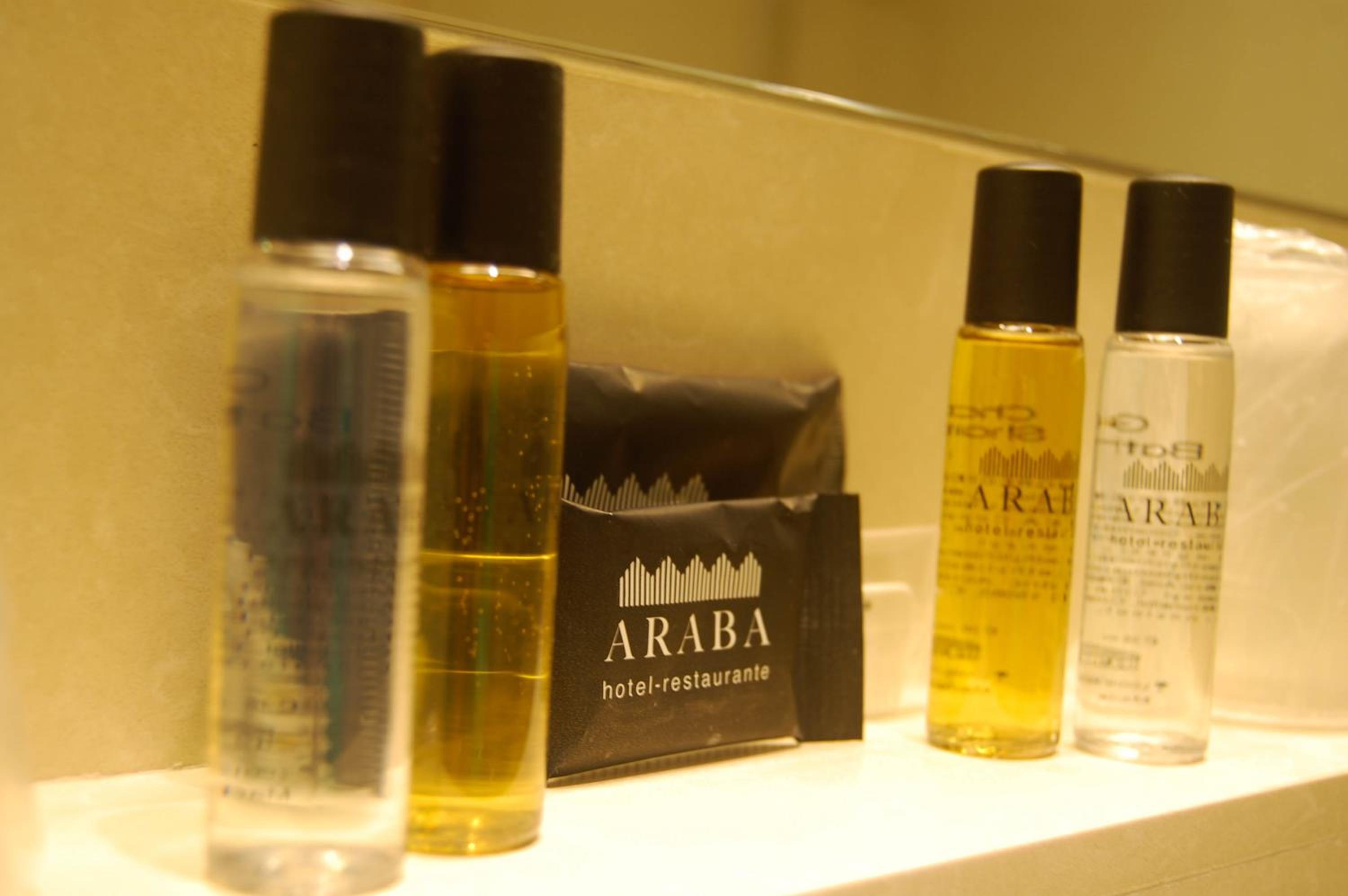 Hotel Araba 32/63