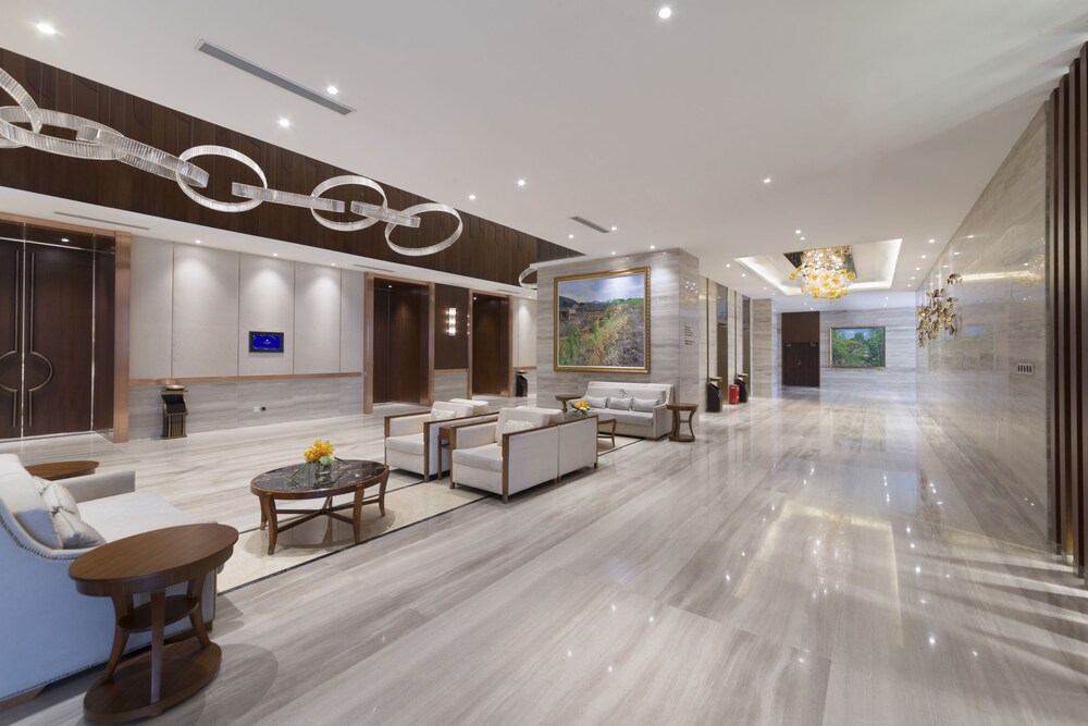 Huayou New Century Grand Hotel 28/50