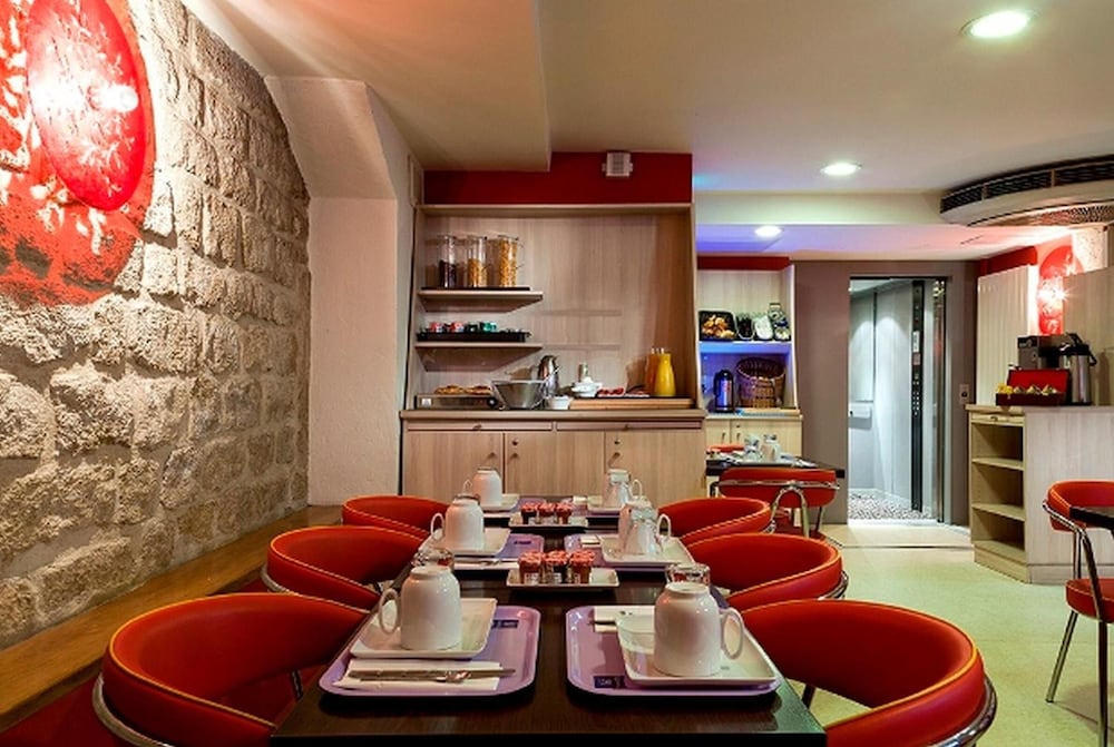 Timhotel Odessa Montparnasse 49/58