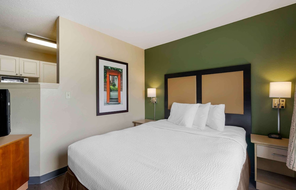 Extended Stay America - Tampa - Airport - Memorial Hwy. 11/47