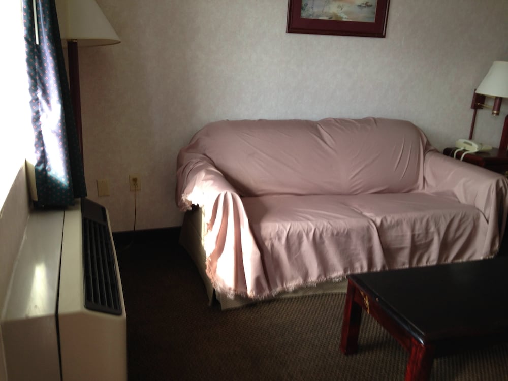 Americas Best Value Inn Suites Clarksdale 14/27