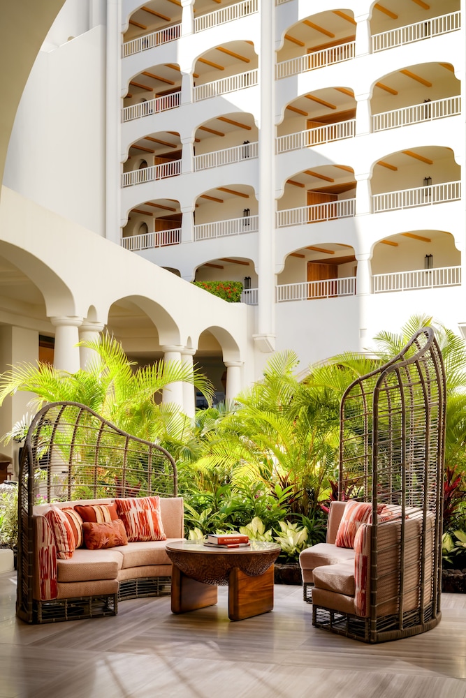 Fairmont Kea Lani Maui 10/74