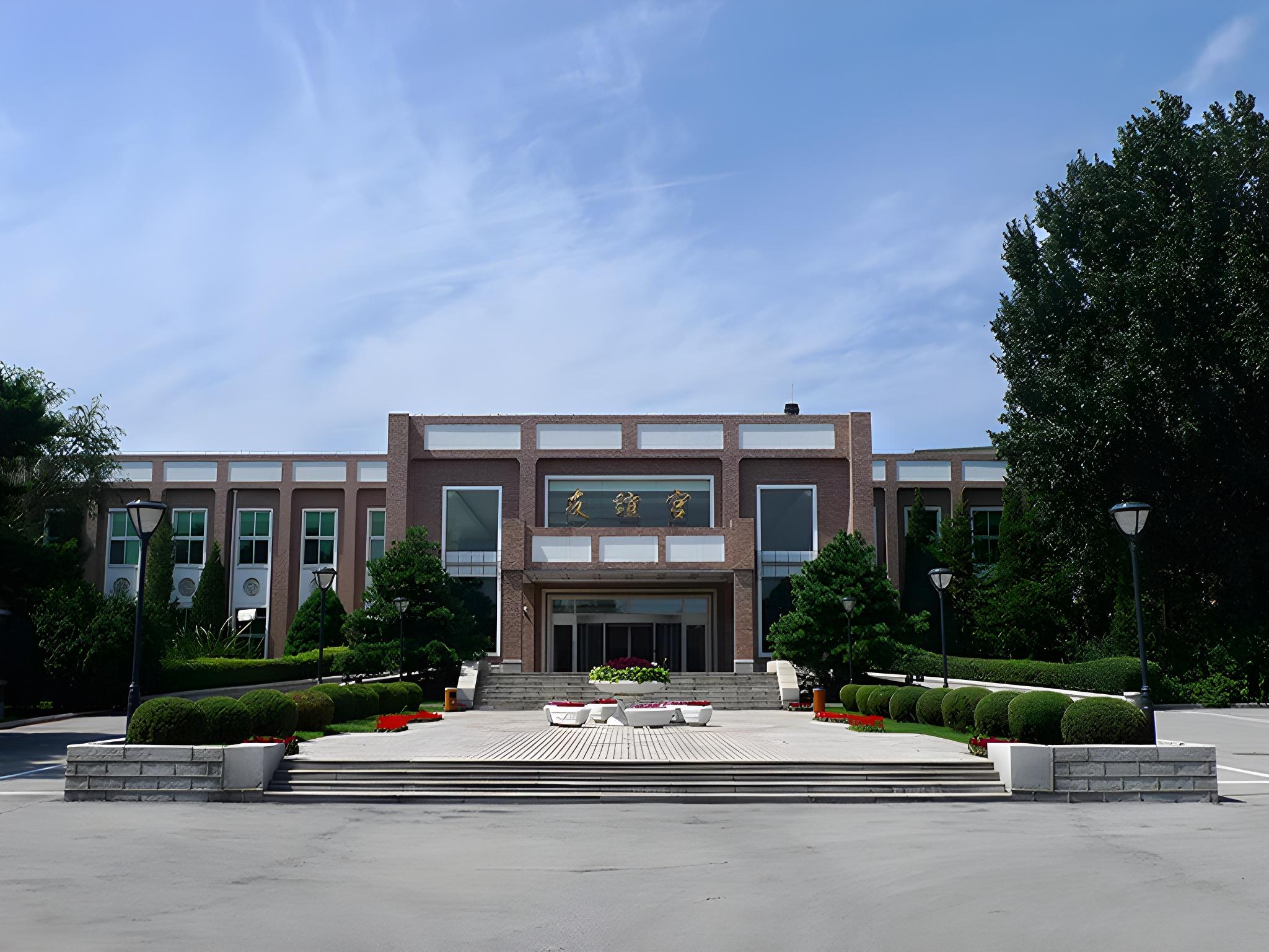 Liaoning Friendship Hotel 3/70