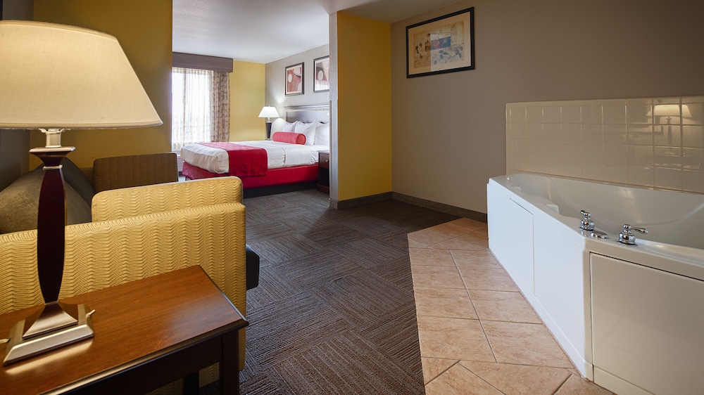 Best Western Auburndale Inn & Suites 30/42