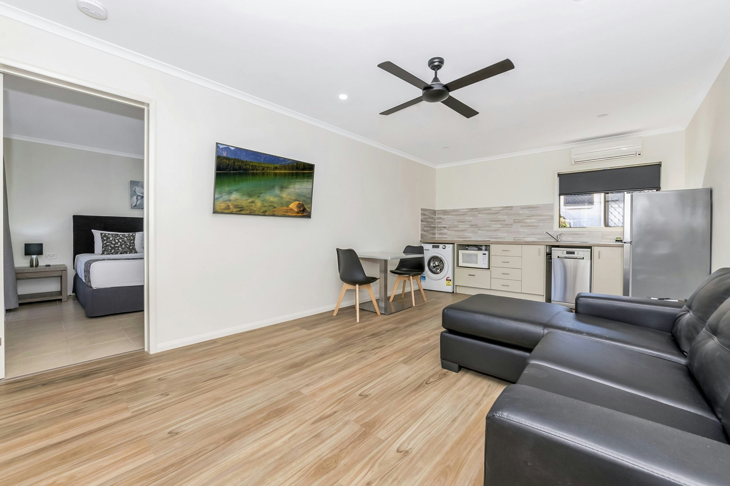Cascade Motel in Townsville 3/5