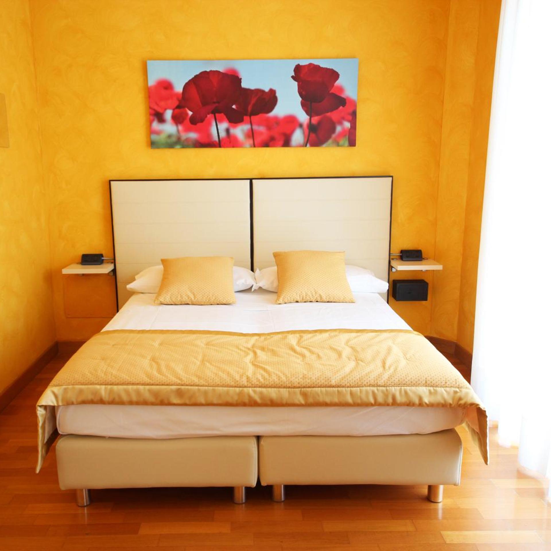 RUHL BEACH HOTEL AND SUITES 24/54