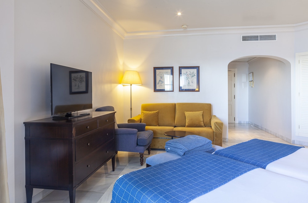 Duque de Najera Hotel 88/106