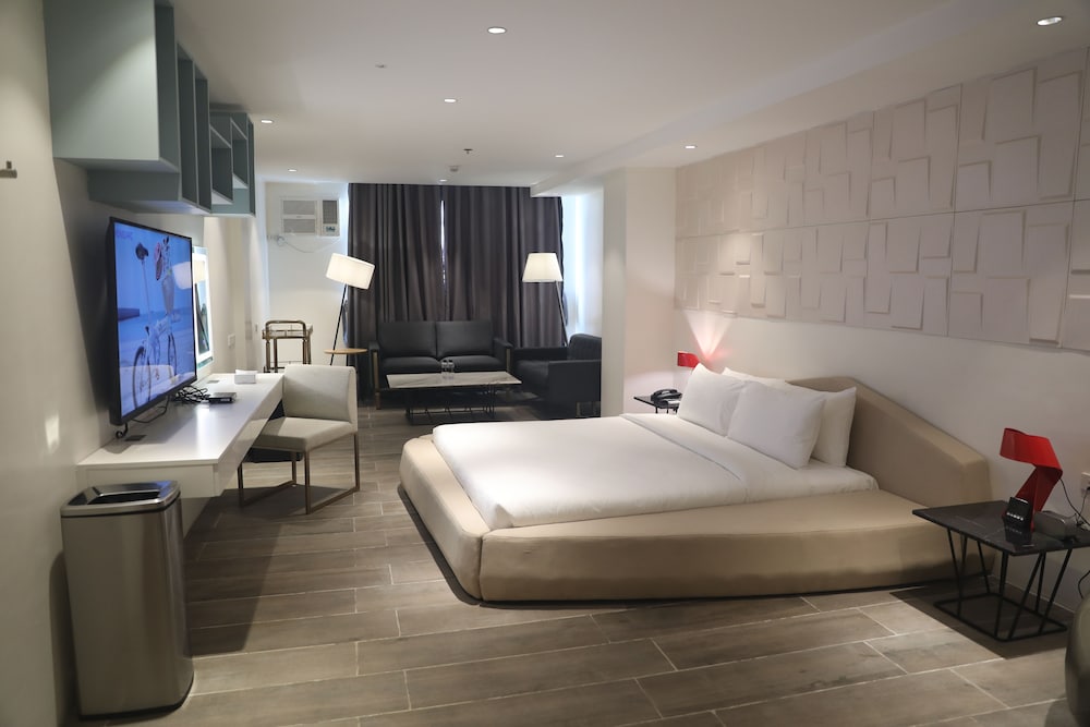 City Park Hotel Manila 9/69