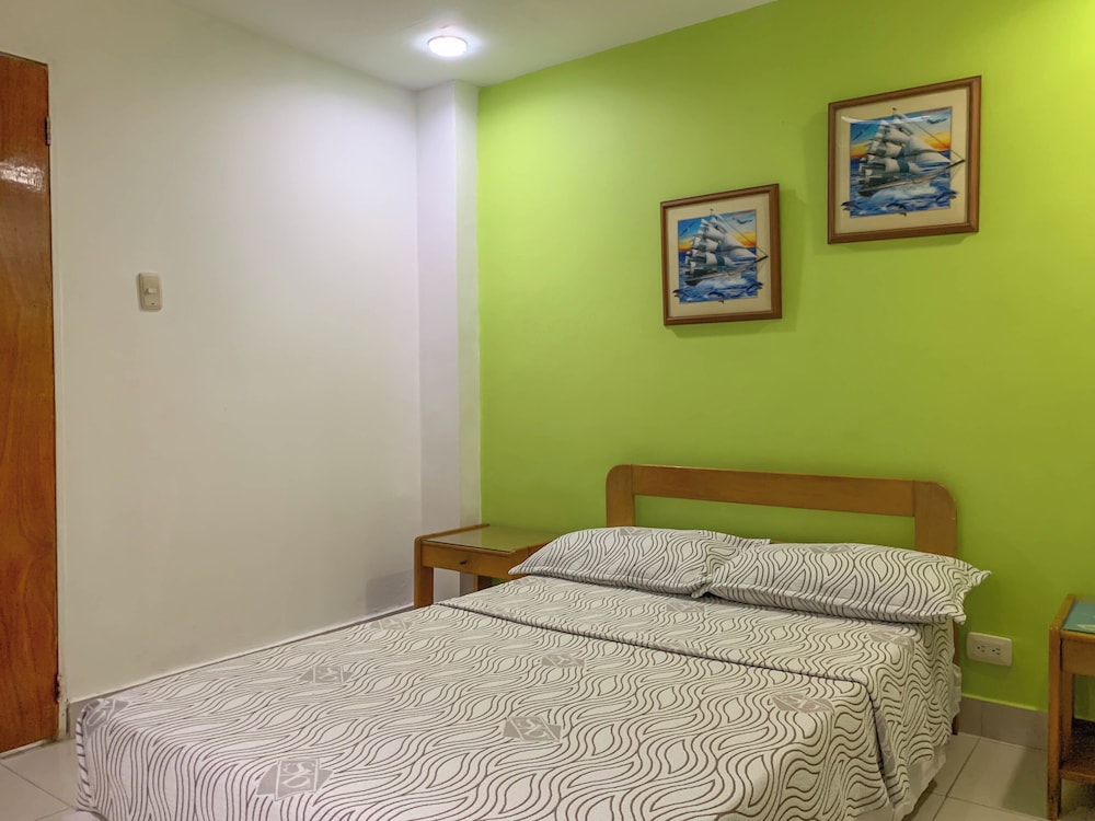 Veleros Hotel 15/57