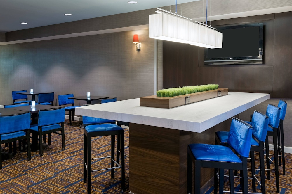 Courtyard by Marriott Gainesville 44/54