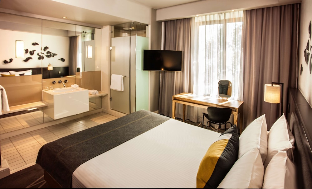 Sunsquare Montecasino 30/66