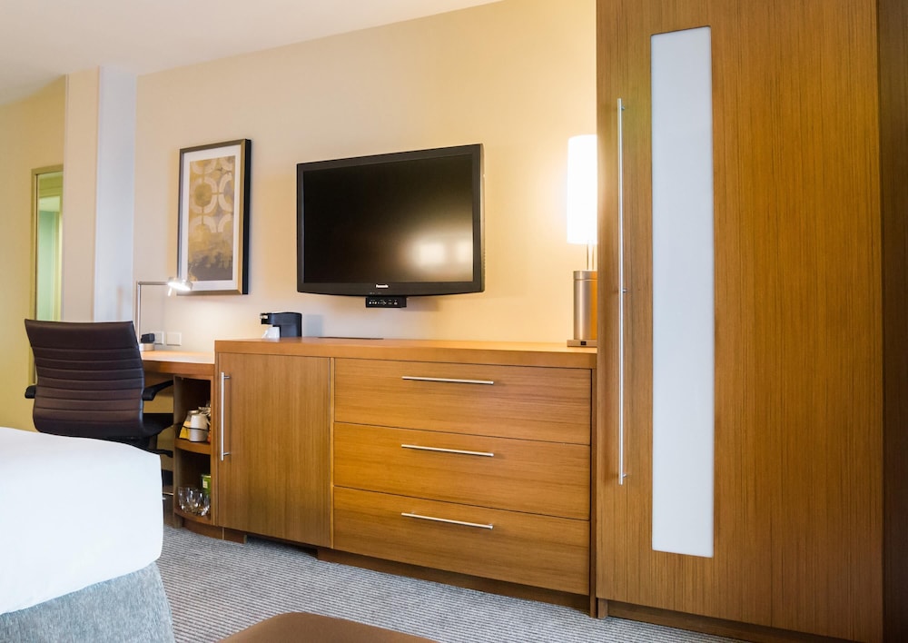 Hyatt Place Daytona Beach Oceanfront 8/65