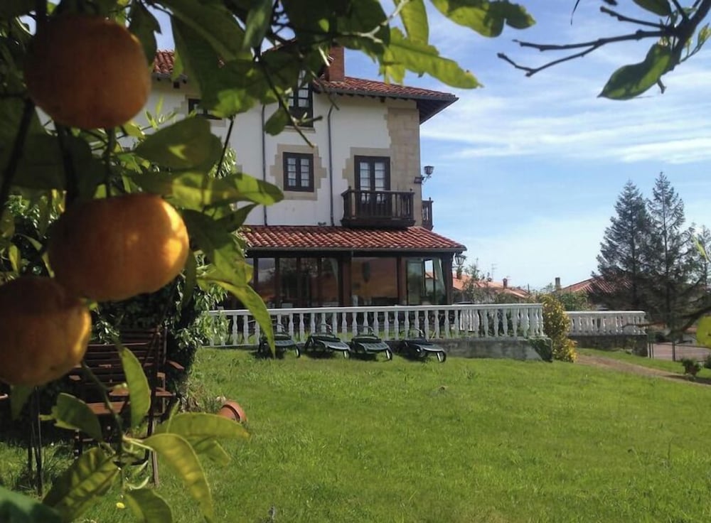 HOTEL PALACIO LA CASONA DE CERRAZO 34/37
