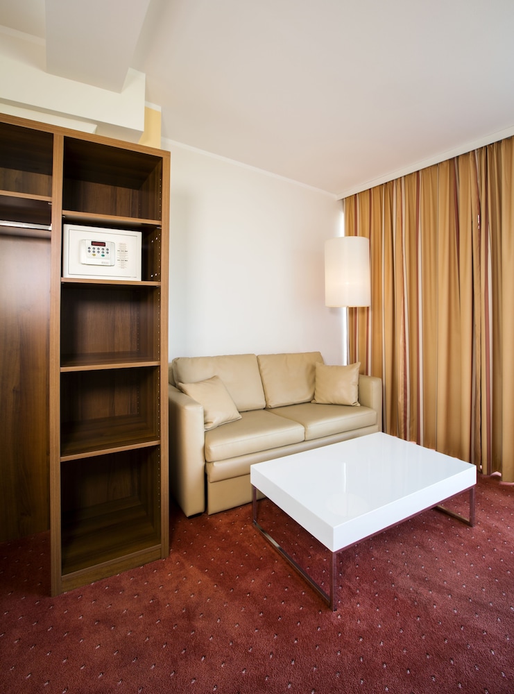 Hotel Hahn 26/43