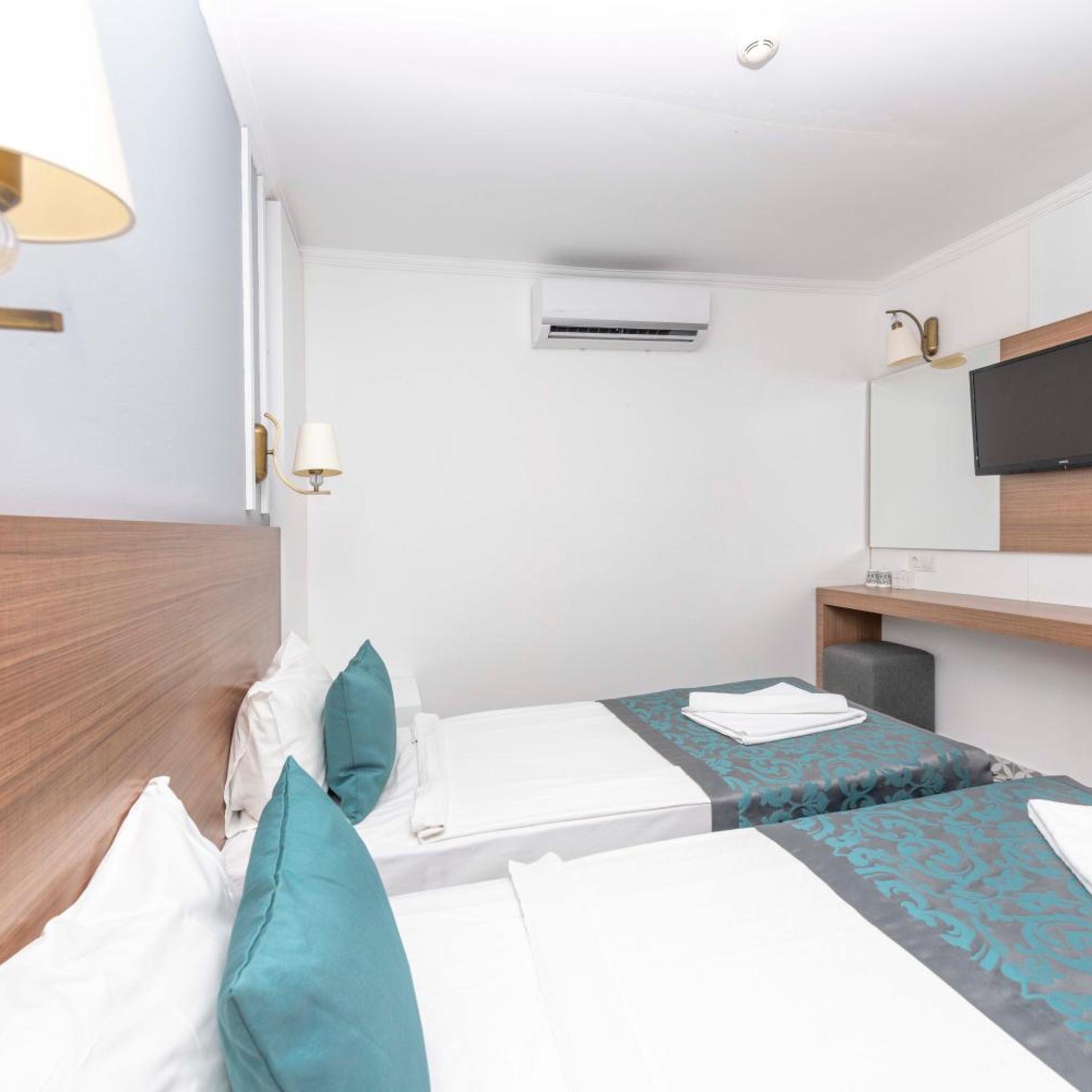 Economy, Double or Twin Bed, No Balcony