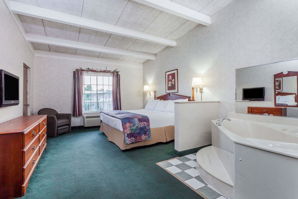 Days Inn And Suites Lexington 18/21