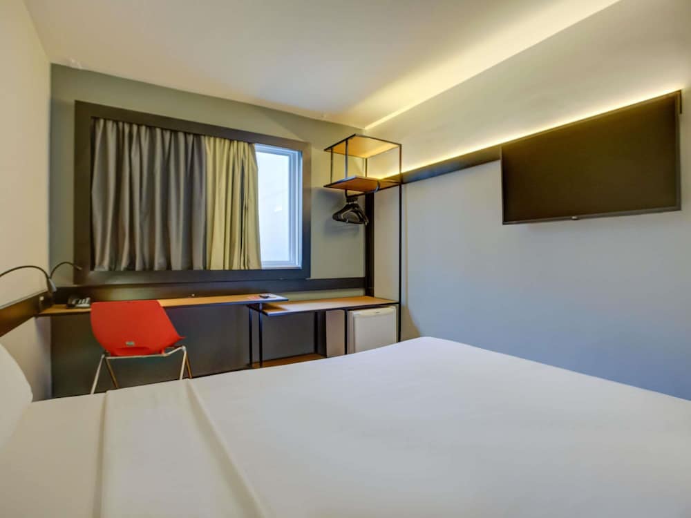 STANDARD, DOUBLE BED