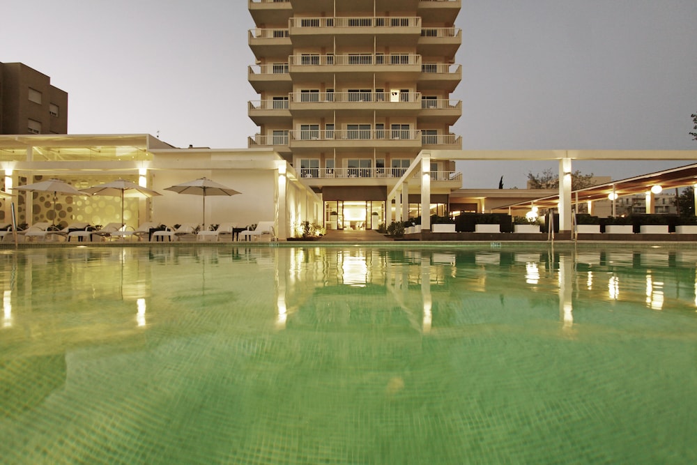 BG Hotel Caballero 49/58