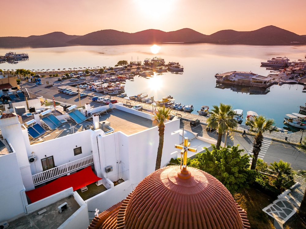 Kalypso Hotel 40/48